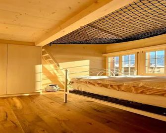 Region de Gstaad - Ultra Modern Apartment- Huge Roof Terrace - Great Views - Zweisimmen - Habitación