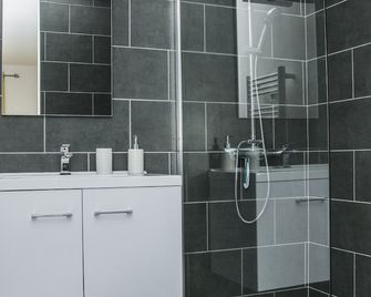 Le quai de St Pierre - Bar-sur-Aube - Salle de bain