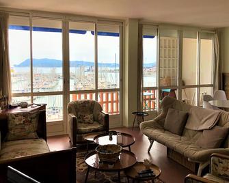 Riopassions, Grand T3, Belle Vue Mer - Toulon - Wohnzimmer