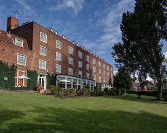 Best Western Welwyn Garden City Homestead Court Hotel - Welwyn Garden City - Edificio