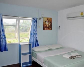 Bansaun Lung Rin Kanchanaburi - Kanchanaburi - Camera da letto
