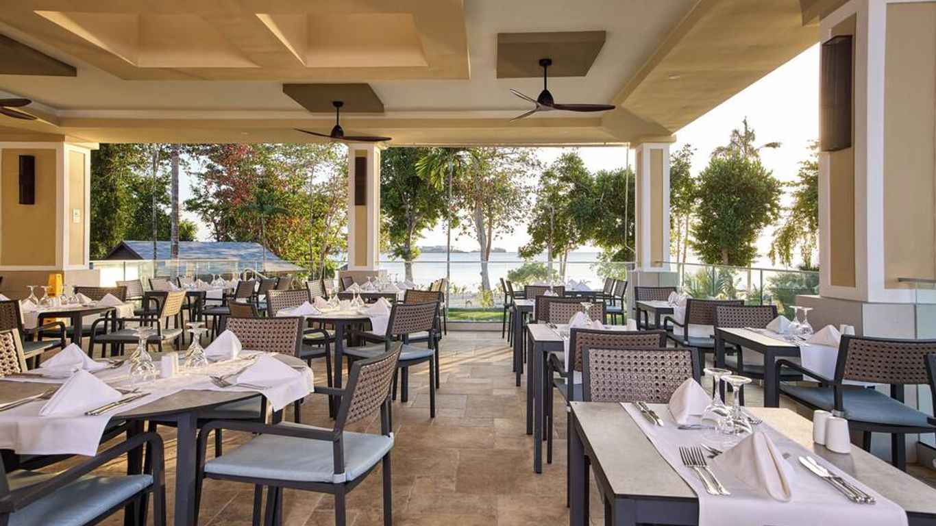 尼格瑞爾 RIU 酒店 - 內格利