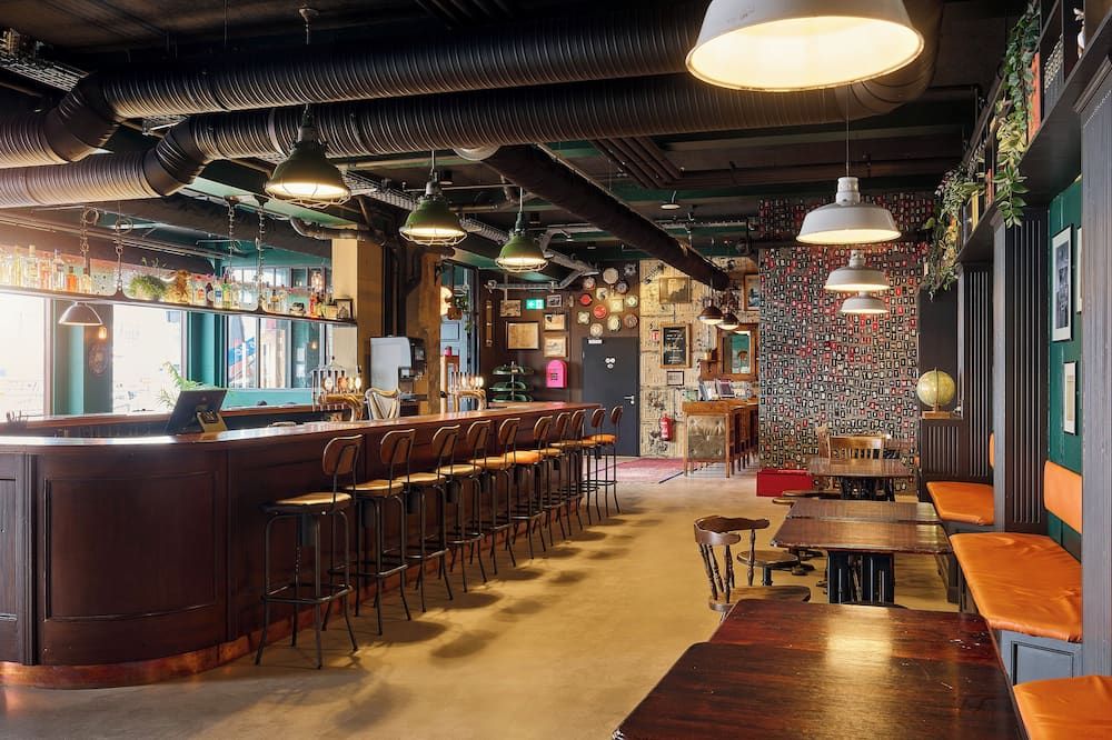 Kex Hostel - רייקיאוויק - בר