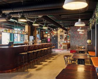 Kex Hostel - רייקיאוויק - בר