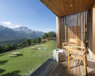 Randolins Familienresort - Sankt Moritz - Parveke
