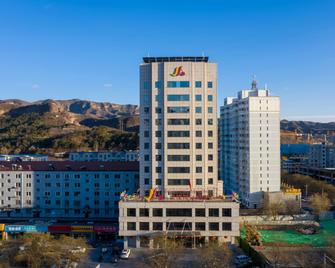 Jinluan International Hotel - Chengde - Building