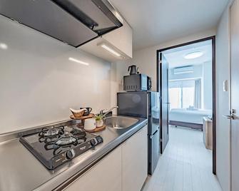 Apartment Hotel 11 Osaka Dome - Osaka - Kitchen