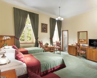 Green Garden Hotel - Praag - Slaapkamer