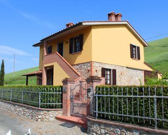 Agriturismo Podere Bellosguardo - Villamagna - Edificio