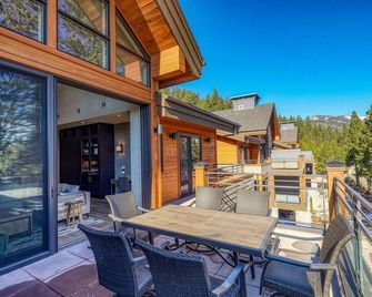 Crystal Bay Penthouse 301 Condo - Crystal Bay - Balcony