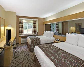 Microtel Inn & Suites by Wyndham Charlotte/University Place - Charlotte - Schlafzimmer