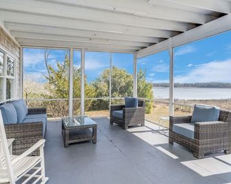 Shackeau East - Chincoteague - Balkon