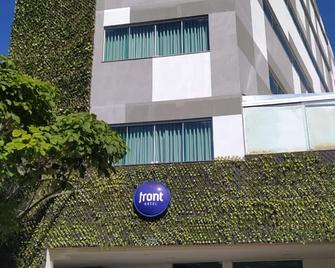 Front Hotel Expominas - Belo Horizonte - Edifício