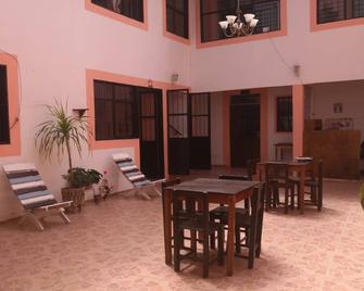 Room in House - Awesome King Room In City Center - San Cristóbal de las Casas - Patio