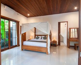 Flamboyant Villa Ubud - Gianyar - Спальня