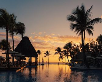 Ambre Resort & Spa - Belle Mare - Piscine