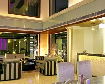 Hotel Moonlit Regency - Thodupuzha - Lobby