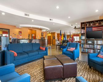 كمفرت سويتس جالوب إيست روت 66 آند آي-40 - غالوب - ردهة