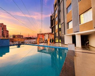 Shubh Shaleen Springs - Bhopal - Piscine