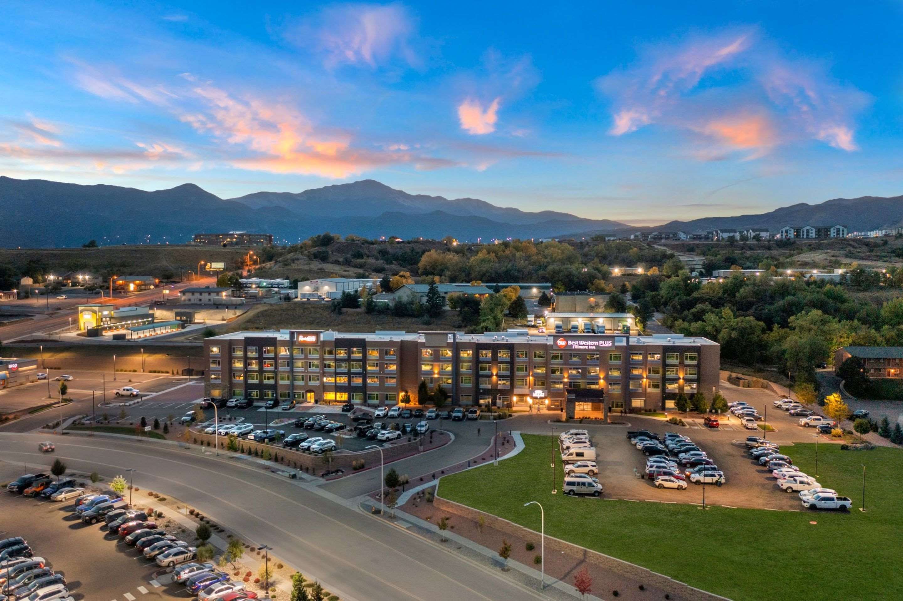 Best Western Plus Fillmore Inn & Suites - Colorado Springs - Outdoor view