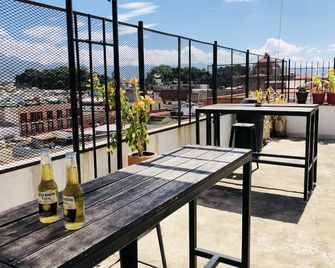 أنداينا هوستل - أواكساكا - شرفة