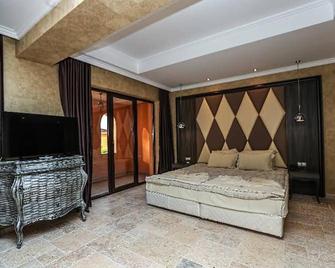Royal Villas - Elenite - Schlafzimmer