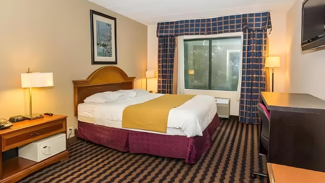Northeast Garden Inn.
