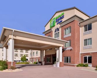 Holiday Inn Express & Suites Emporia Northwest - Emporia - Bygning