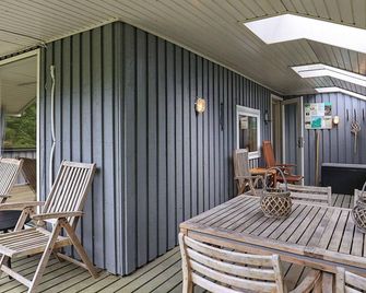 5 person holiday home in Ålbæk-By Traum - Ålbæk - Patio
