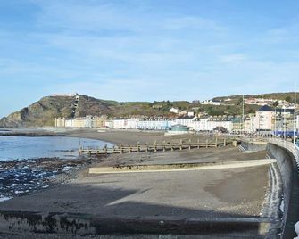 Queensbridge Hotel - Aberystwyth