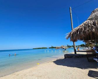 Casa Margarita - First Bight - 海灘