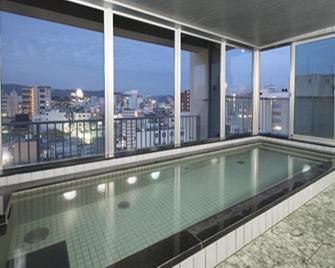 Himeji Green Hotel Tatemachi - Himeji - Pool
