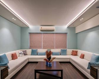 Roadies Rostel - Best Adventure Resort In Ahmedabad. - Kheda - Sala de estar