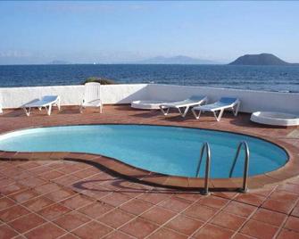 Villa los Remos - Corralejo - Pool
