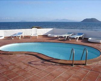 Villa los Remos - Corralejo - בריכה