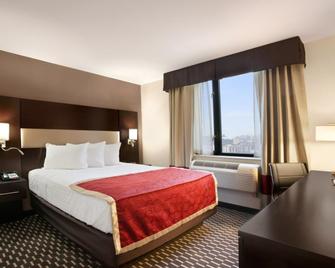 AirTrain Plaza Hotel JFK Airport - Queens - Bedroom