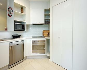 Pacific Blue Apartment 258, 265 Sandy Point Road - Salamander Bay - Kitchen