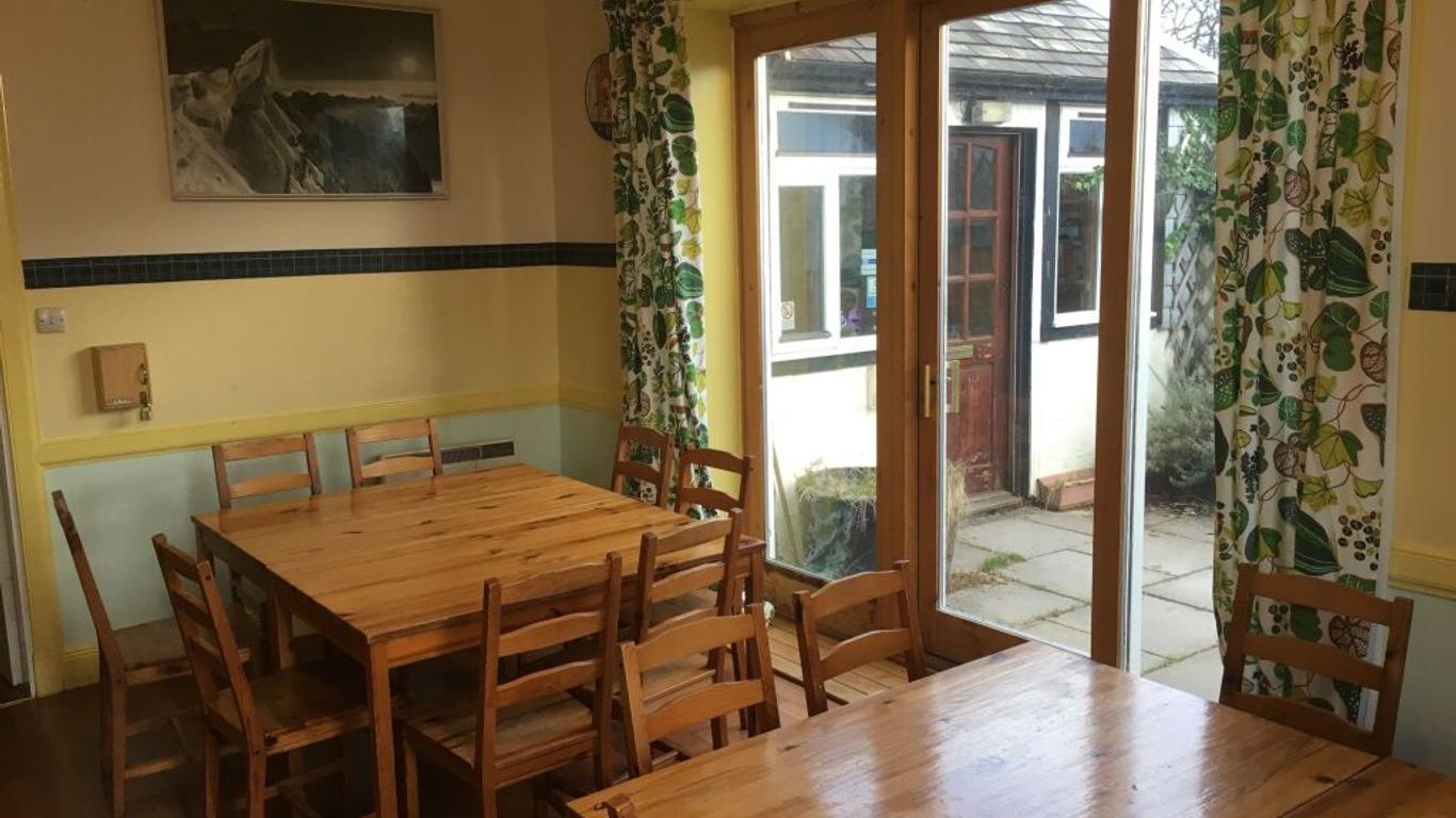 Chase The Wild Goose Hostel