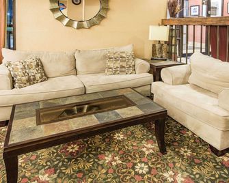 Baymont by Wyndham Mobile/ I-65 - Mobile - Stue