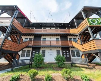 Ov Mosaic - Cove Suite - Norfolk - Edificio