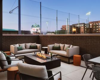 AC Hotel by Marriott Dayton - Dayton - Lounge