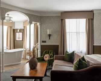 The Drayton Court Hotel - London - Living room