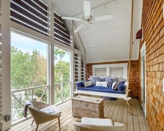 Relax And Reset - Southport - Living room