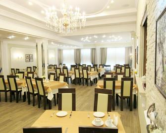 Oktyabrskaya Hotel - Ekaterinburgo - Restaurante