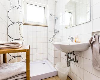 Apartment Köln Weidenpesch - Colonia - Baño