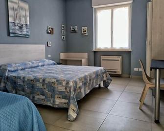 Apartment Casa Mimosa by Interhome - Boissano - Camera da letto