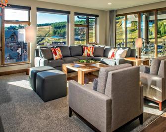 Grand Colorado on Peak 8 - Breckenridge - Living room