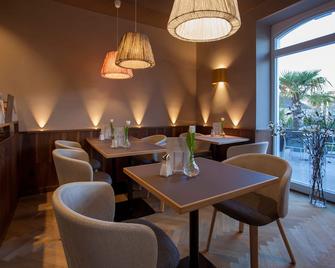 Ebner - Boutique-Hotel & Konditorei - Lindau - מסעדה