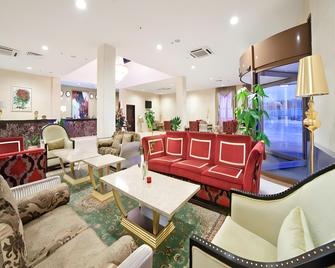 جرينوود هوتل - موسكو - ردهة