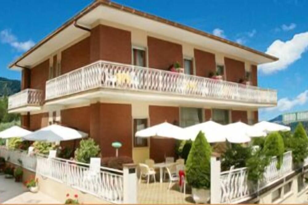 Albergo Nord Roma - פיוג'י - בניין